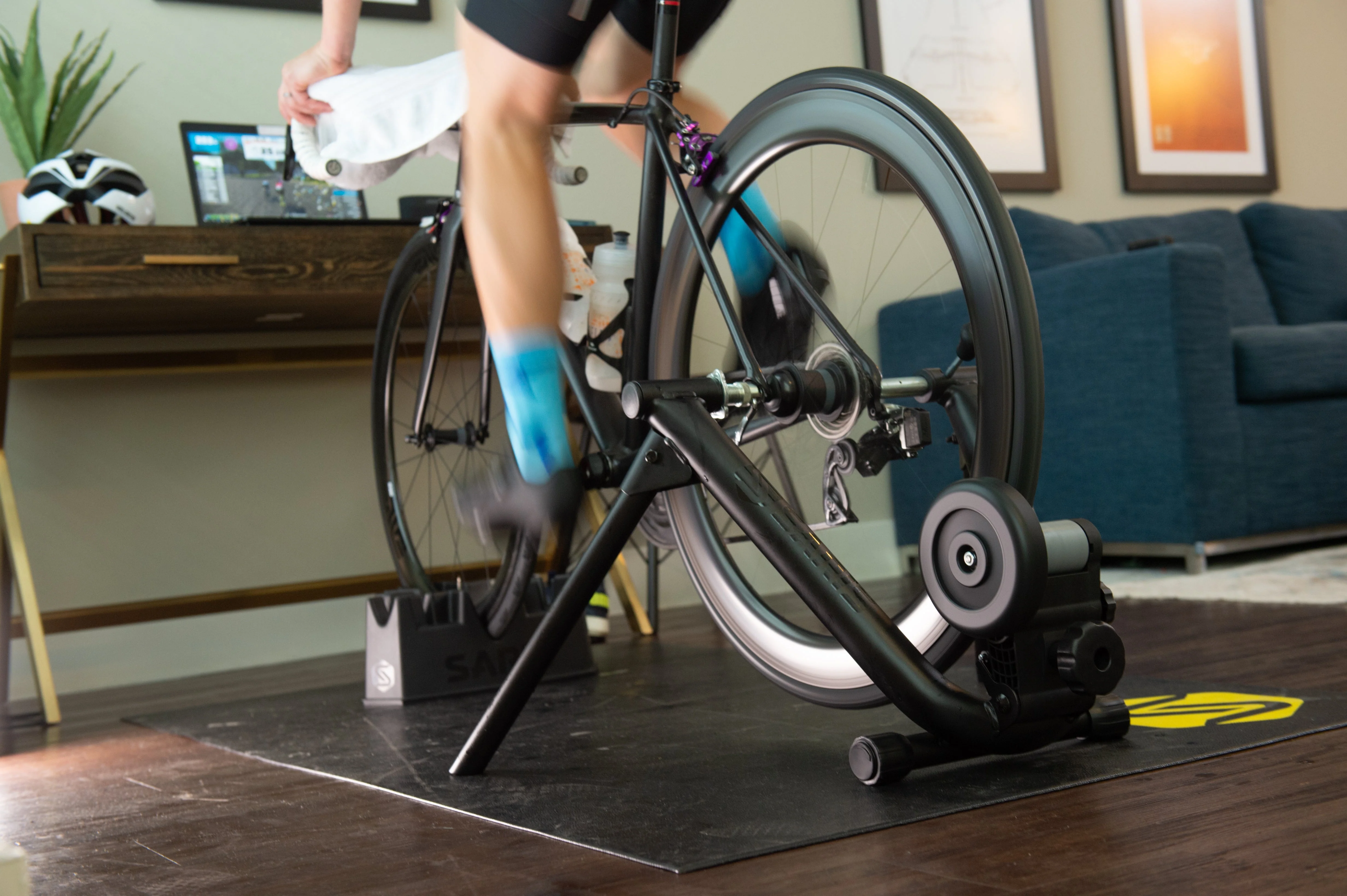 Saris Mag Indoor Bike Trainer With Magnetic Resistance - Image 3