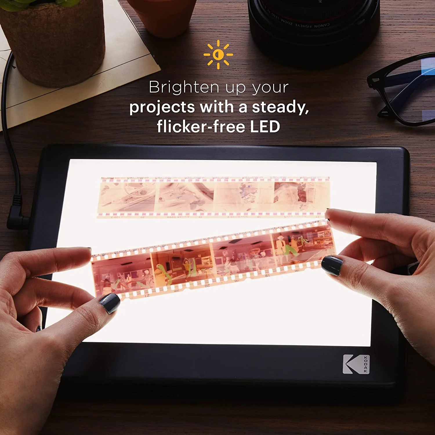 Kodak Portable Film & Slide LED Light Box, 7''x 5'' Negatives, Slides & Film Photos Viewer & Scanner - Image 5