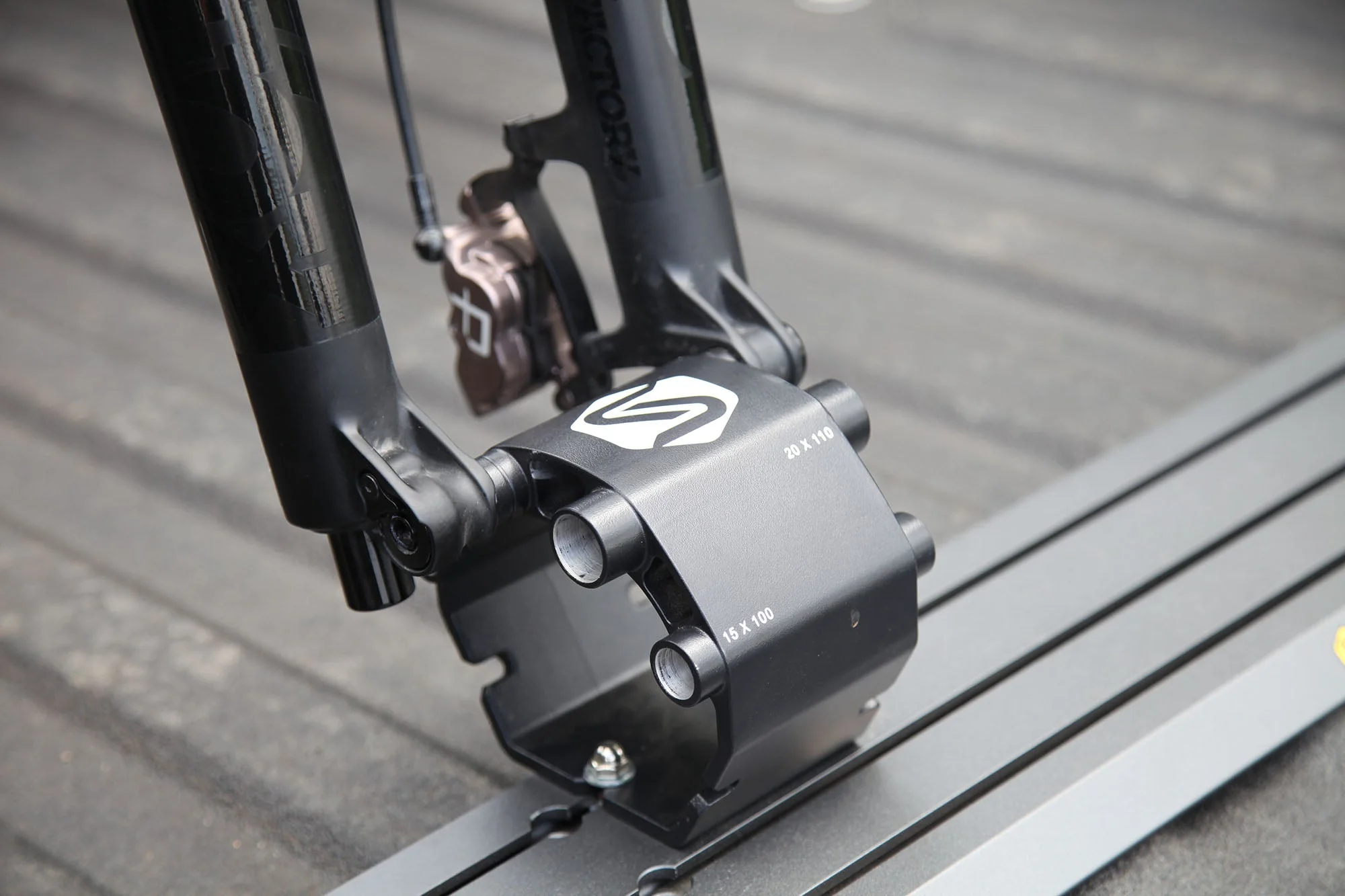 Saris Thru Axle Traps - Image 3